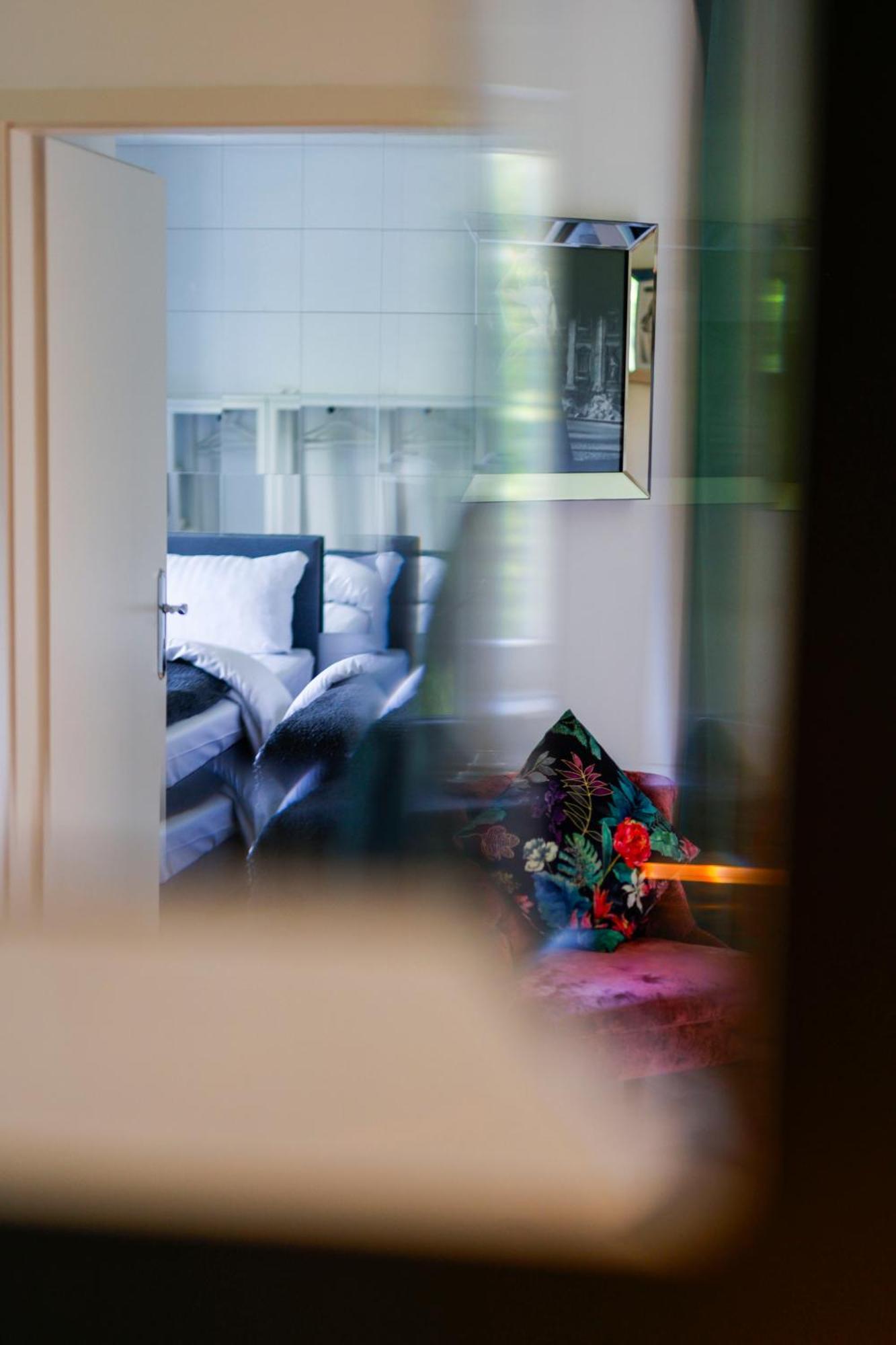 Sleephotels Alsterroom Hamburg Ngoại thất bức ảnh