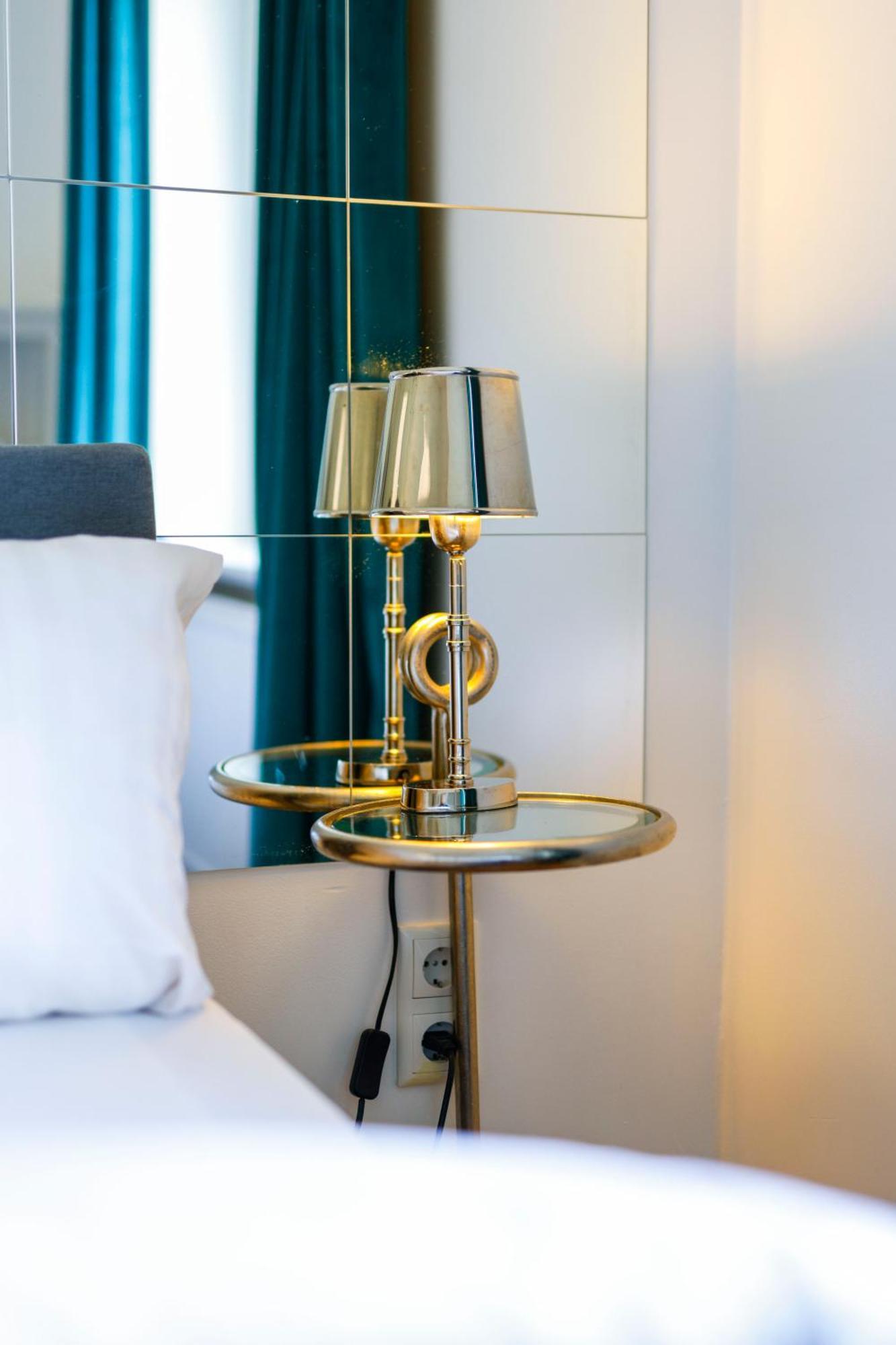 Sleephotels Alsterroom Hamburg Ngoại thất bức ảnh